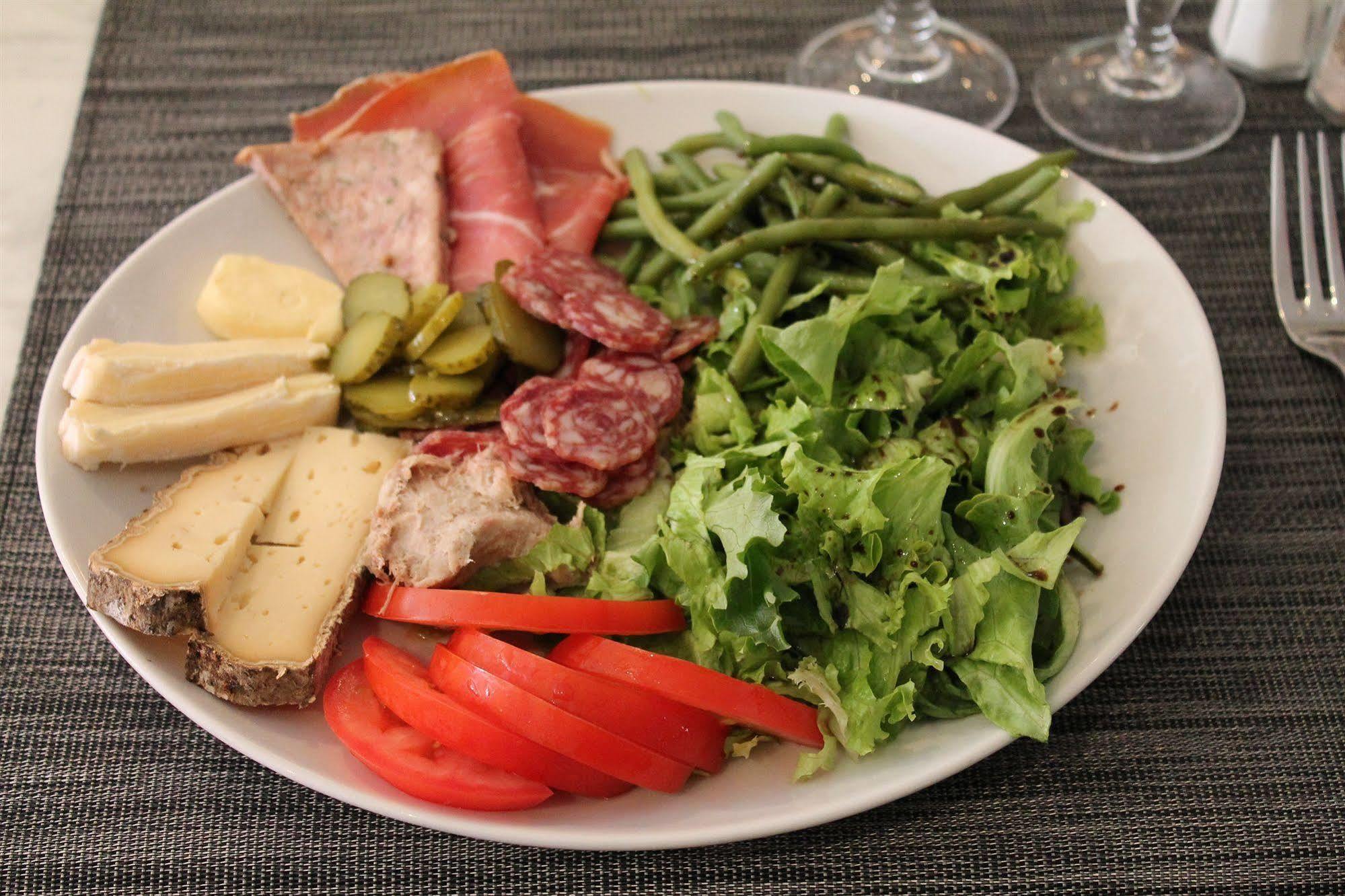 Hotel Restaurant Maison Blanche Рюнжи Экстерьер фото